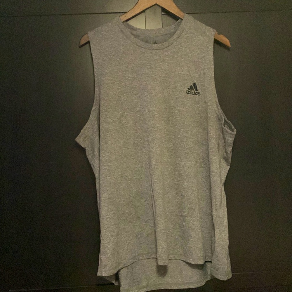 Adidas top